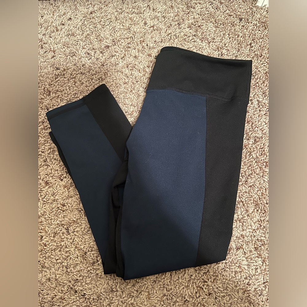Fabletics black and blue crop leggings | S